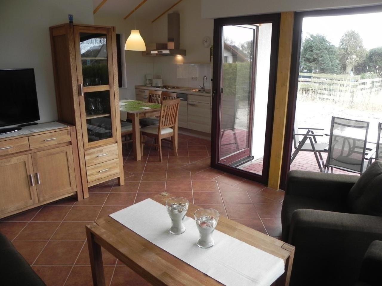 M1 Ferienhaus Mit Garten, Terrasse Und Carport Butjadingen Buitenkant foto